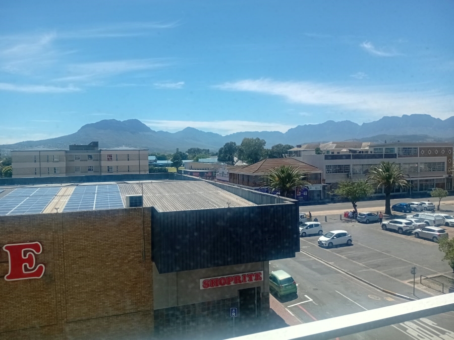 To Let 2 Bedroom Property for Rent in Strand Central Western Cape